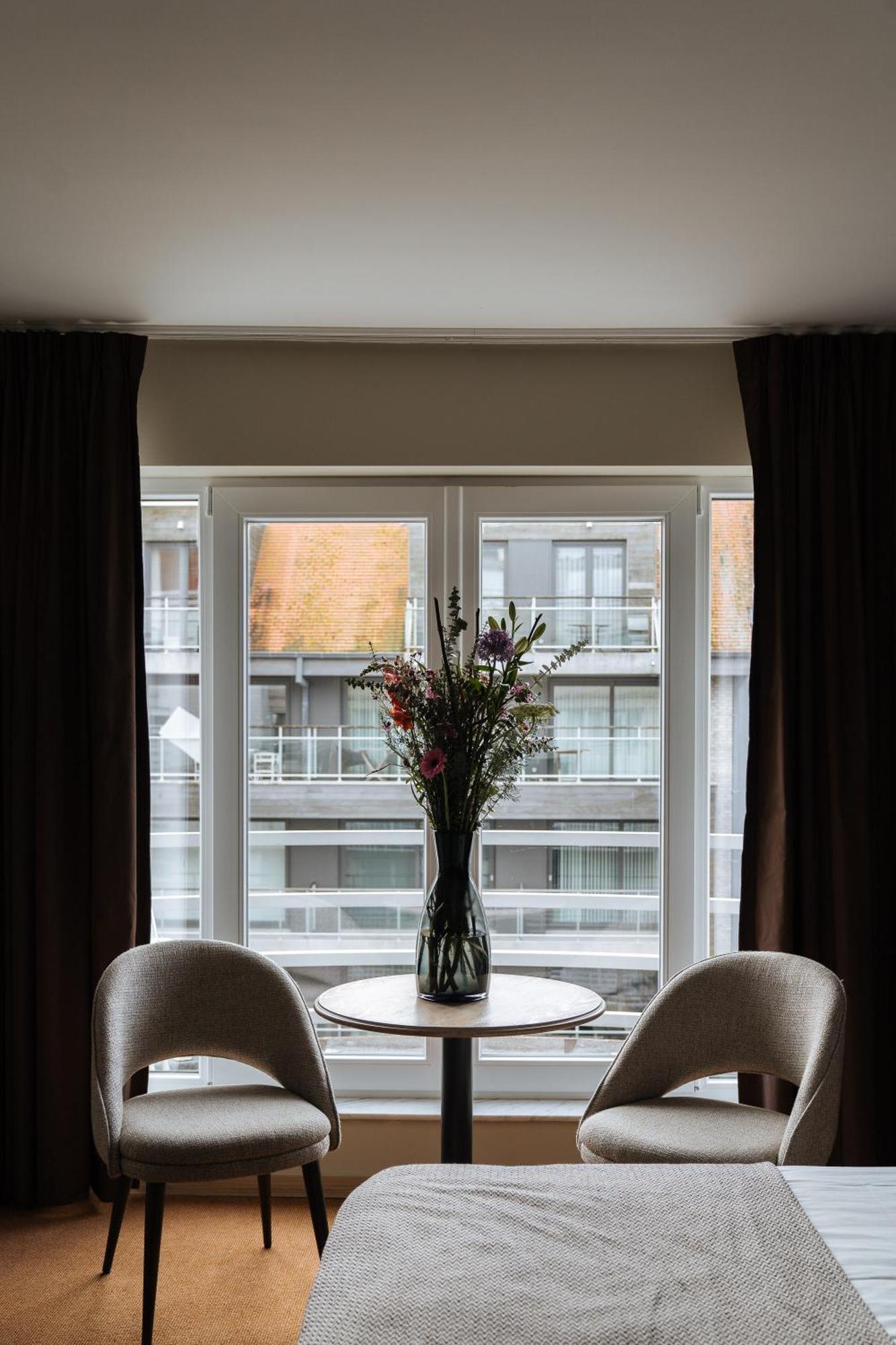 Cosmopolite Nieuwpoort-bad Hotel 4*
