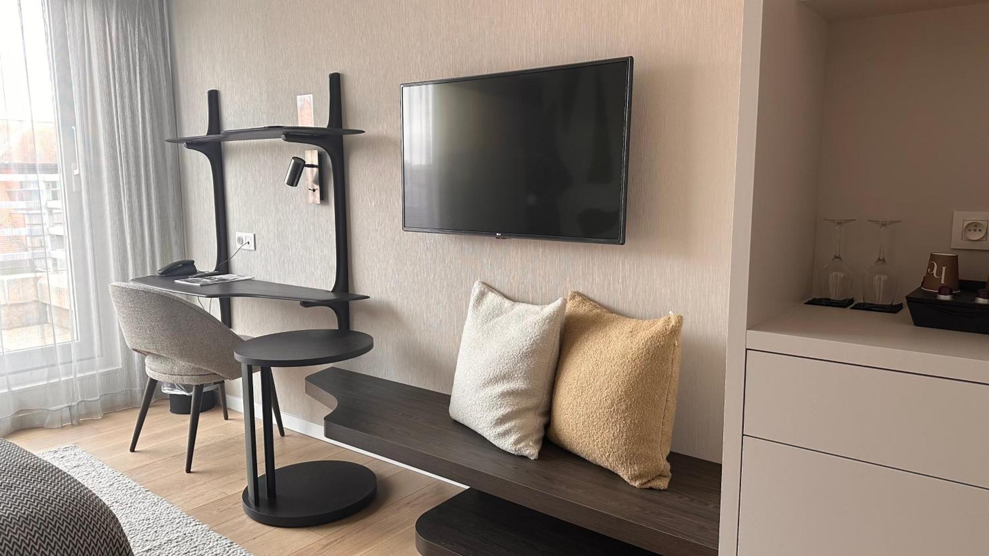 Cosmopolite Nieuwpoort-bad Hotel 4*